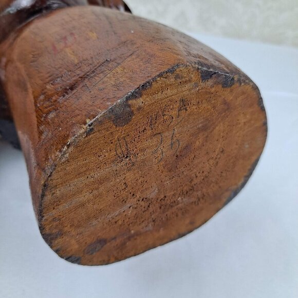 Vintage Hand Carved Wooden Sculpture Man King Wearing Crown Free Standing Heavy - Picture 10 of 11